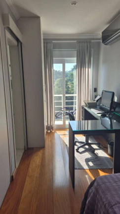 Imagem Casa com 3 Quartos à Venda, 500 m² em Granja Viana - Carapicuíba