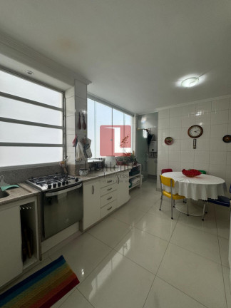Imagem Casa com 4 Quartos à Venda, 200 m² em Jardim Paulista - São Paulo Imagem Casa com 4 Quartos à Venda, 200 m² em Jardim Paulista - São Paulo