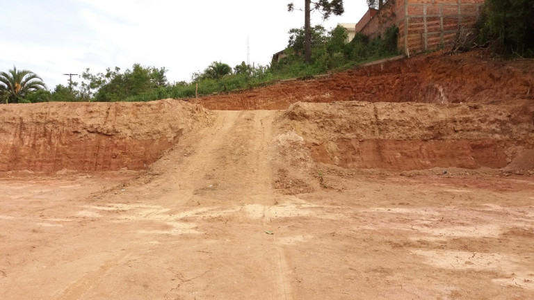 Terreno à Venda, 480 m² em Vila Torres - Campo Largo