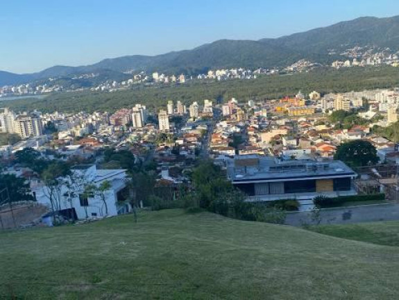 Imagem Terreno à Venda, 820 m² em Trindade - Florianópolis