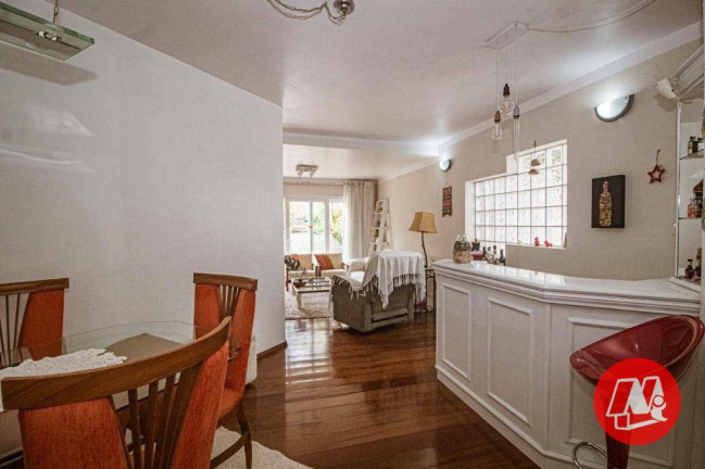 Imagem Casa com 3 Quartos à Venda, 306 m² em Santo Antônio - Porto Alegre