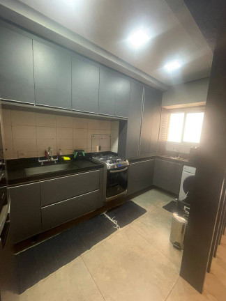 Imagem Apartamento com 3 Quartos à Venda, 74 m² em Jardim Tupanci - Barueri