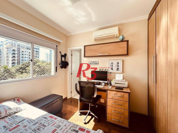 Imagem Apartamento com 4 Quartos à Venda, 180 m² em Gonzaga - Santos