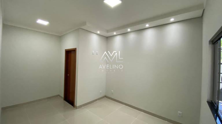 Imagem Casa com 3 Quartos à Venda, 122 m² em Vila Maciel - Campo Grande Imagem Casa com 3 Quartos à Venda, 122 m² em Vila Maciel - Campo Grande