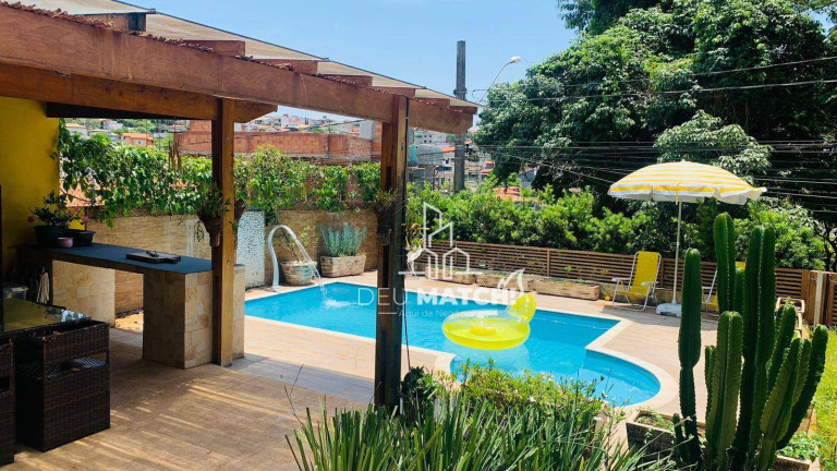 Casa com 3 Quartos à Venda, 174 m² em Retiro Das Fontes - Atibaia