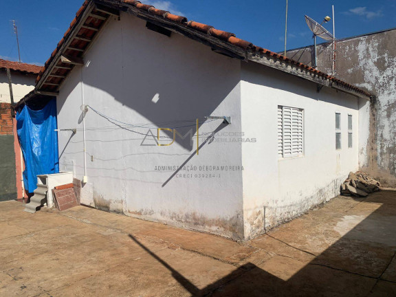 Imagem Casa com 2 Quartos à Venda, 64 m² em Comerciários - Botucatu