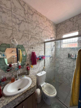 Imagem Casa com 3 Quartos à Venda, 130 m² em Maraponga - Fortaleza Imagem Casa com 3 Quartos à Venda, 130 m² em Maraponga - Fortaleza