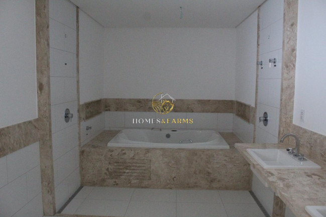Imagem Imóvel com 5 Quartos à Venda, 612 m² em Setor Marista - Goiânia Imagem Imóvel com 5 Quartos à Venda, 612 m² em Setor Marista - Goiânia