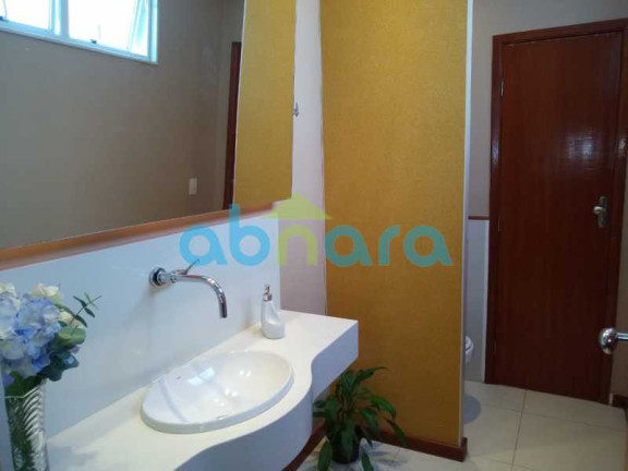 Imagem Cobertura com 4 Quartos à Venda, 400 m² em Copacabana - Rio De Janeiro Imagem Cobertura com 4 Quartos à Venda, 400 m² em Copacabana - Rio De Janeiro