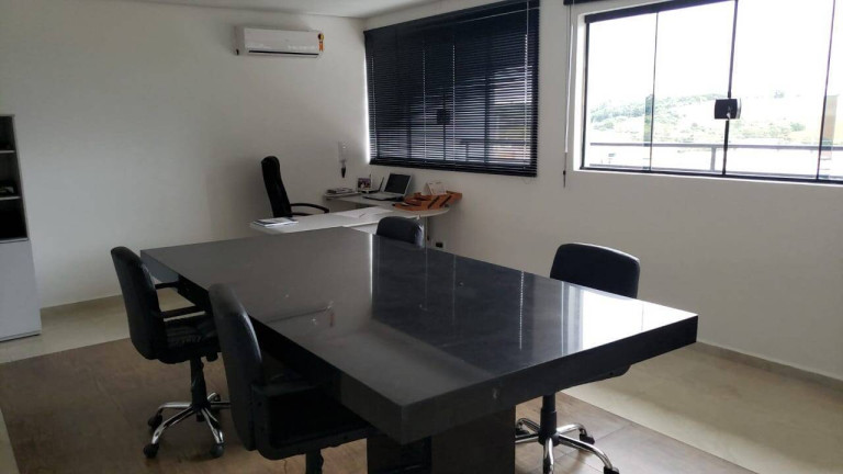 Imagem Sala Comercial à Venda, 224 m² em Wanel Ville - Sorocaba Imagem Sala Comercial à Venda, 224 m² em Wanel Ville - Sorocaba