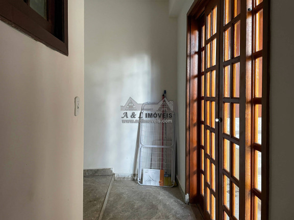 Imagem Casa de Condomínio com 3 Quartos à Venda, 250 m² em Vila Isabel - Campos Do Jordão Imagem Casa de Condomínio com 3 Quartos à Venda, 250 m² em Vila Isabel - Campos Do Jordão