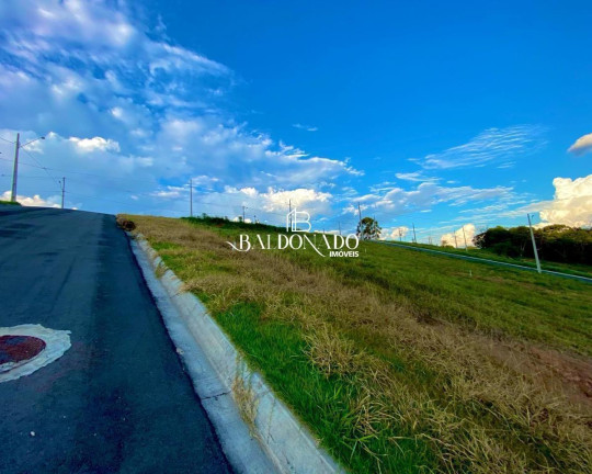 Imagem Terreno à Venda, 200 m² em Centro - Extrema Imagem Terreno à Venda, 200 m² em Centro - Extrema