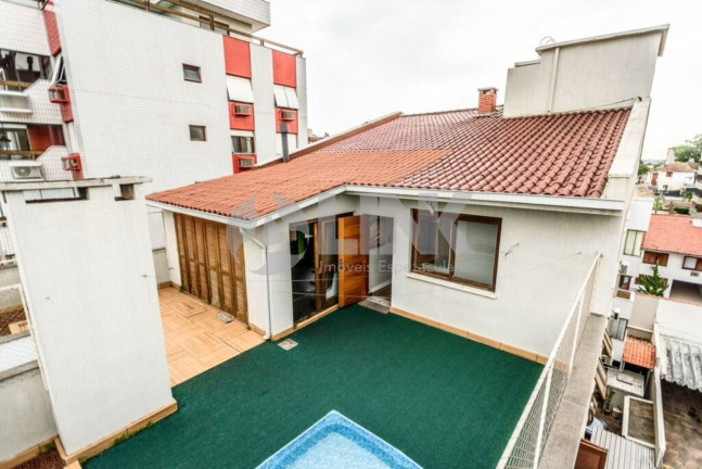 Imagem Imóvel com 3 Quartos à Venda, 241 m² em Jardim Lindóia - Porto Alegre