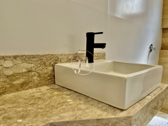 Imagem Sobrado com 3 Quartos à Venda, 130 m²