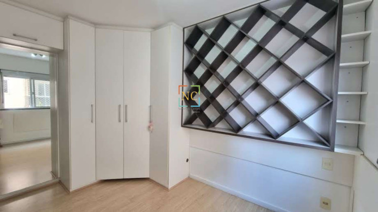 Imagem Apartamento com 2 Quartos à Venda, 70 m² em Barreiros - São José