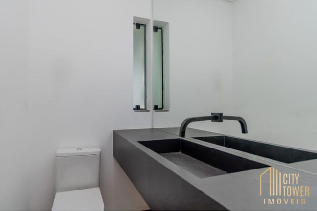 Imagem Casa com 3 Quartos à Venda, 318 m² em Jardim Paulista - São Paulo Imagem Casa com 3 Quartos à Venda, 318 m² em Jardim Paulista - São Paulo