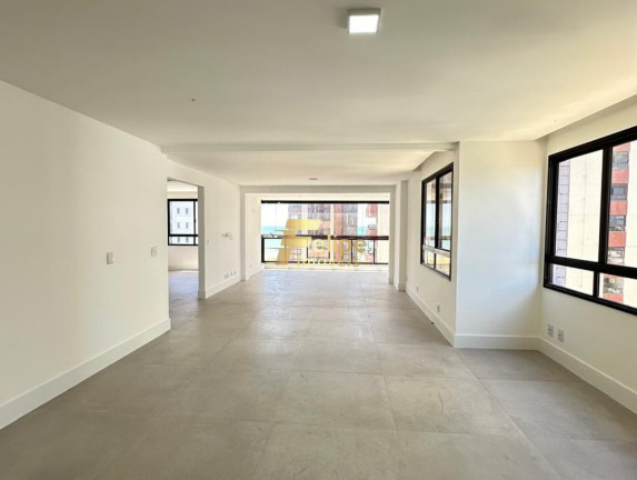 Imagem Imóvel com 4 Quartos à Venda, 180 m² em Jardim Da Penha - Vitória Imagem Imóvel com 4 Quartos à Venda, 180 m² em Jardim Da Penha - Vitória