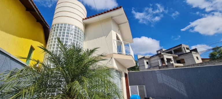 Sobrado com 3 Quartos à Venda, 190 m² em Jardim Modelo - Suzano