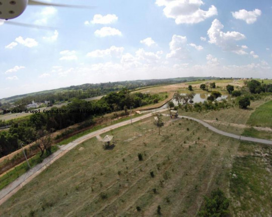 Imagem Terreno à Venda, 393 m² em Buru - Salto Imagem Terreno à Venda, 393 m² em Buru - Salto