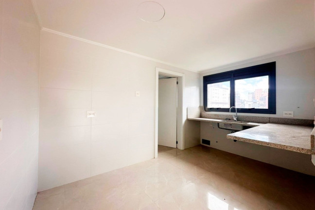 Imagem Imóvel com 3 Quartos à Venda, 117 m² em Petrópolis - Porto Alegre Imagem Imóvel com 3 Quartos à Venda, 117 m² em Petrópolis - Porto Alegre
