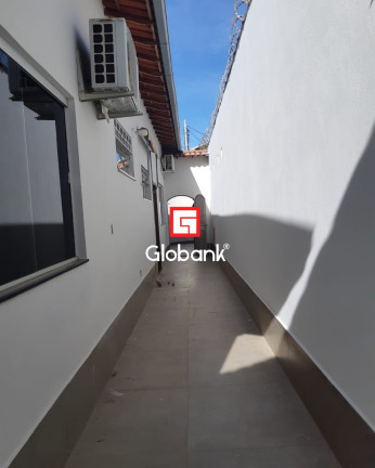 Imagem Casa com 3 Quartos à Venda, 236 m² em Cidade Nova - Montes Claros Imagem Casa com 3 Quartos à Venda, 236 m² em Cidade Nova - Montes Claros