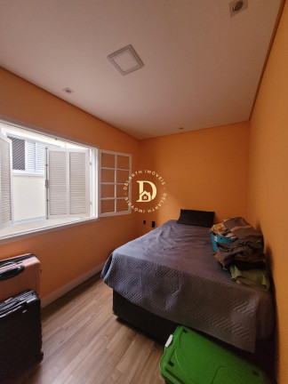 Sobrado com 3 Quartos à Venda, 130 m² em Jardim Das Indústrias - São José Dos Campos