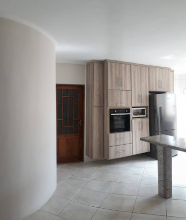 Imagem Casa com 3 Quartos à Venda, 250 m² em Jardim Itamarati - Botucatu Imagem Casa com 3 Quartos à Venda, 250 m² em Jardim Itamarati - Botucatu