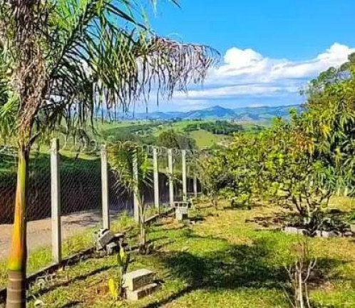 Imagem Chácara com 2 Quartos à Venda, 80 m² em Dos Pessegueiros - Extrema