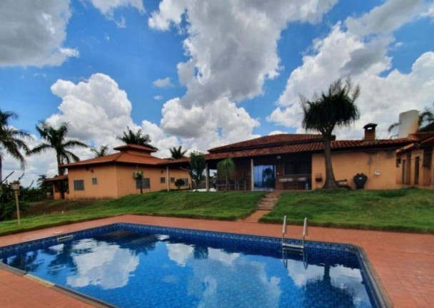 Chácara com 4 Quartos à Venda, 5.000 m² em Ribeirão Preto
