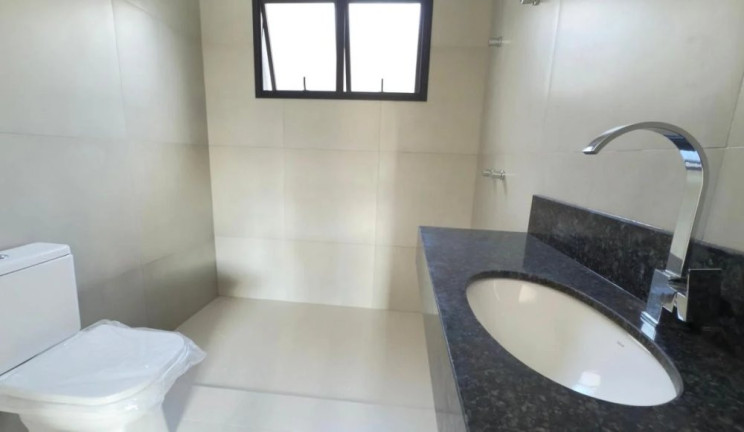 Imagem Sobrado com 3 Quartos à Venda, 160 m² em Portão - Curitiba