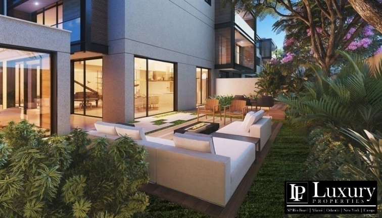 Imagem Casa com 4 Quartos à Venda, em Alto De Pinheiros - São Paulo Imagem Casa com 4 Quartos à Venda, em Alto De Pinheiros - São Paulo