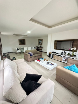 Casa com 4 Quartos à Venda, 500 m² em Itaigara - Salvador