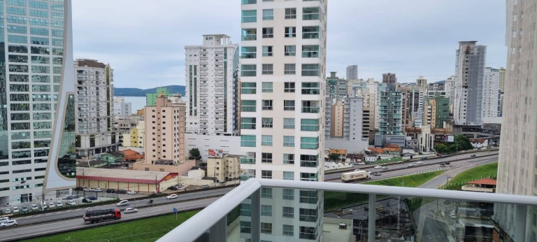 Imagem Apartamento com 2 Quartos para Alugar, 70 m² em Itapema