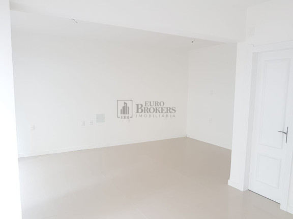 Imagem Sala Comercial à Venda, 42 m² em Centro - Balneário Camboriú Imagem Sala Comercial à Venda, 42 m² em Centro - Balneário Camboriú