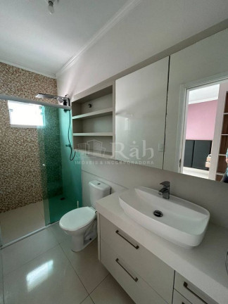 Imagem Sobrado com 3 Quartos à Venda, 110 m² em Cordeiros - Itajaí Imagem Sobrado com 3 Quartos à Venda, 110 m² em Cordeiros - Itajaí
