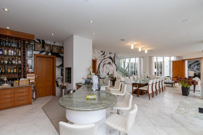 Imagem Casa com 5 Quartos à Venda, 621 m² em Santa Felicidade - Curitiba Imagem Casa com 5 Quartos à Venda, 621 m² em Santa Felicidade - Curitiba