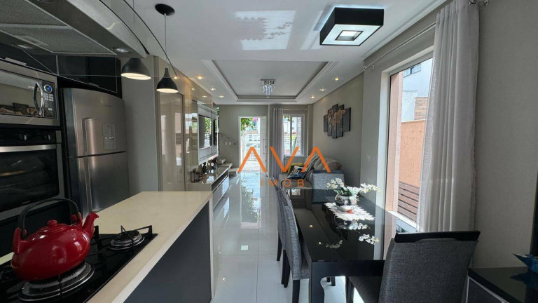 Imagem Casa com 2 Quartos à Venda, 94 m² em Rio Vermelho - Florianópolis Imagem Casa com 2 Quartos à Venda, 94 m² em Rio Vermelho - Florianópolis