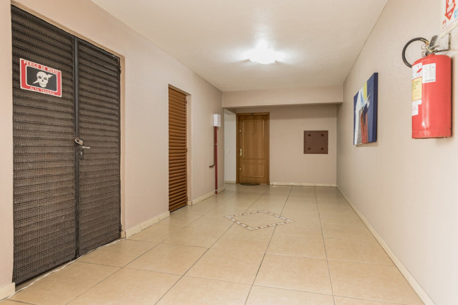 Imagem Imóvel com 2 Quartos à Venda, 58 m² em Petrópolis - Porto Alegre Imagem Imóvel com 2 Quartos à Venda, 58 m² em Petrópolis - Porto Alegre
