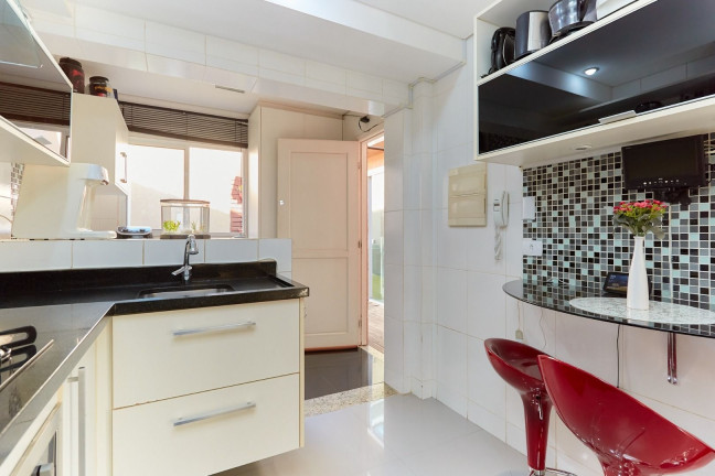 Imagem Casa com 4 Quartos à Venda, 180 m² em Portão - Curitiba