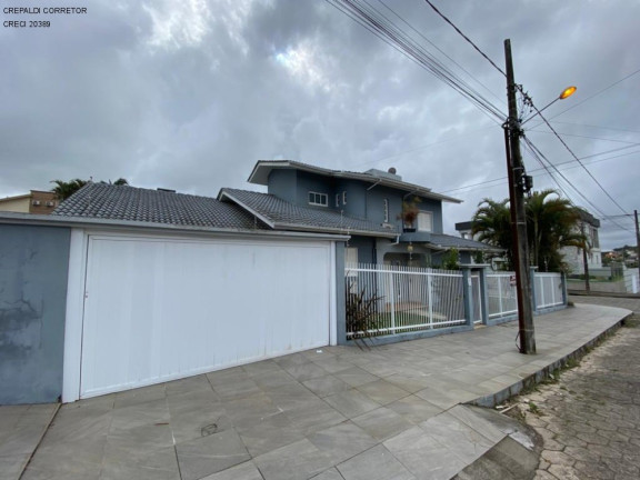 Imagem Casa com 4 Quartos à Venda, em Jardim Elizabeth - Içara Imagem Casa com 4 Quartos à Venda, em Jardim Elizabeth - Içara