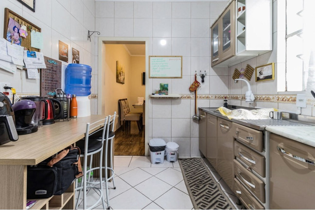 Imagem Apartamento com 3 Quartos à Venda, 134 m² em Vila Ipiranga - Porto Alegre