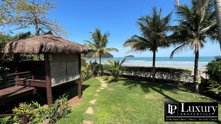 Imagem Casa com 6 Quartos à Venda, em Baleia - São Sebastião Imagem Casa com 6 Quartos à Venda, em Baleia - São Sebastião