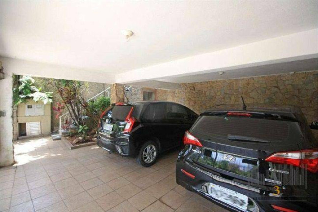 Imagem Casa com 4 Quartos à Venda, 375 m² em Bela Aliança - São Paulo Imagem Casa com 4 Quartos à Venda, 375 m² em Bela Aliança - São Paulo