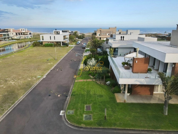Imagem Casa de Condomínio com 4 Quartos à Venda, 459 m² em Remanso - Xangri-la