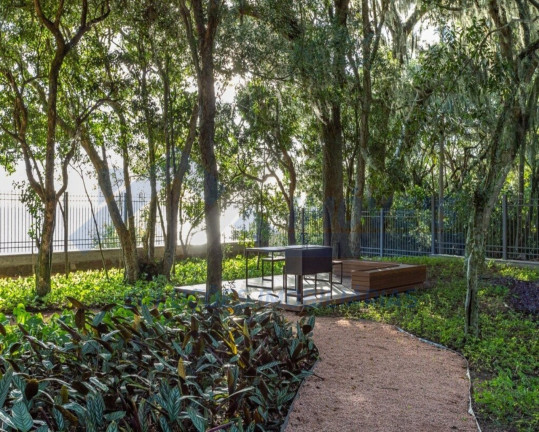 Imagem Casa com 3 Quartos à Venda,  em Pedra Redonda - Porto Alegre