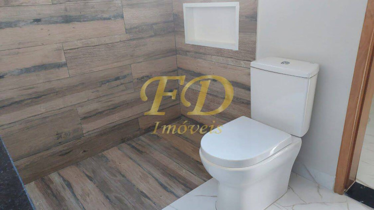 Imagem Casa de Condomínio com 3 Quartos à Venda, 670 m² em Atibaia