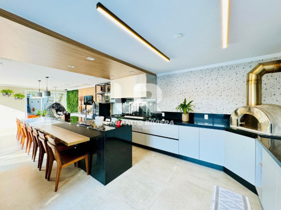 Imagem Casa com 4 Quartos à Venda, 352 m² em Riviera | Módulo 20 - Bertioga