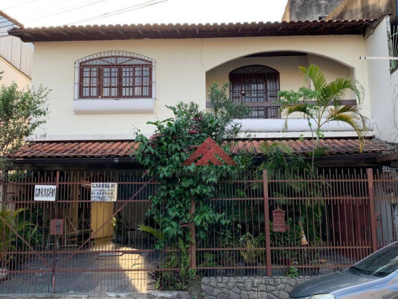 Imagem Casa com 5 Quartos à Venda, 400 m² em Centro - São Gonçalo Imagem Casa com 5 Quartos à Venda, 400 m² em Centro - São Gonçalo