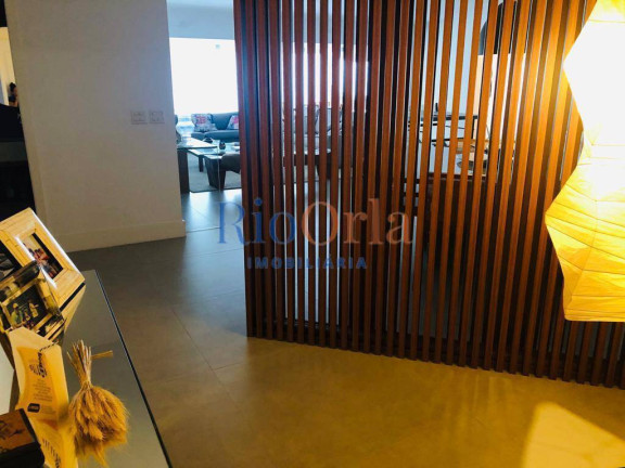 Imagem Apartamento com 4 Quartos à Venda, 300 m² em Barra Da Tijuca - Rio De Janeiro
