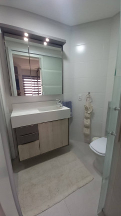 Imagem Apartamento com 2 Quartos à Venda, 68 m² em Abraão - Florianópolis